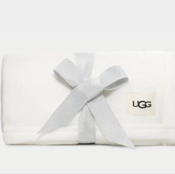 New Ugg Bartlet Throw blanket - Picture 2 of 4